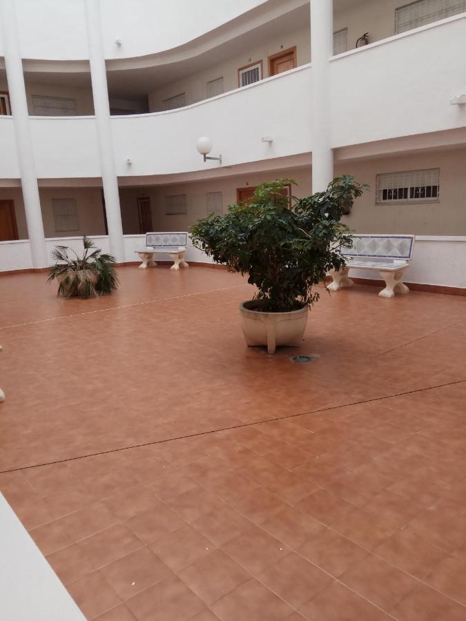 Apartament Margaret Torrevieja Exterior foto